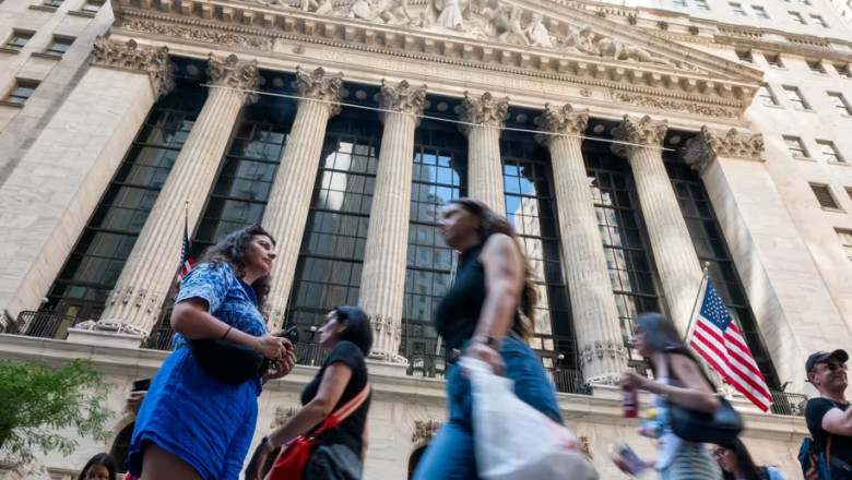 Dow left behind as S&amp;P 500 soars to record after record. What gives?