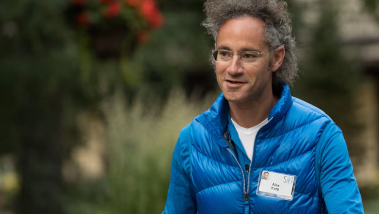Palantir’s stock gains as ‘bombastic’ AI demand fuels an earnings milestone
